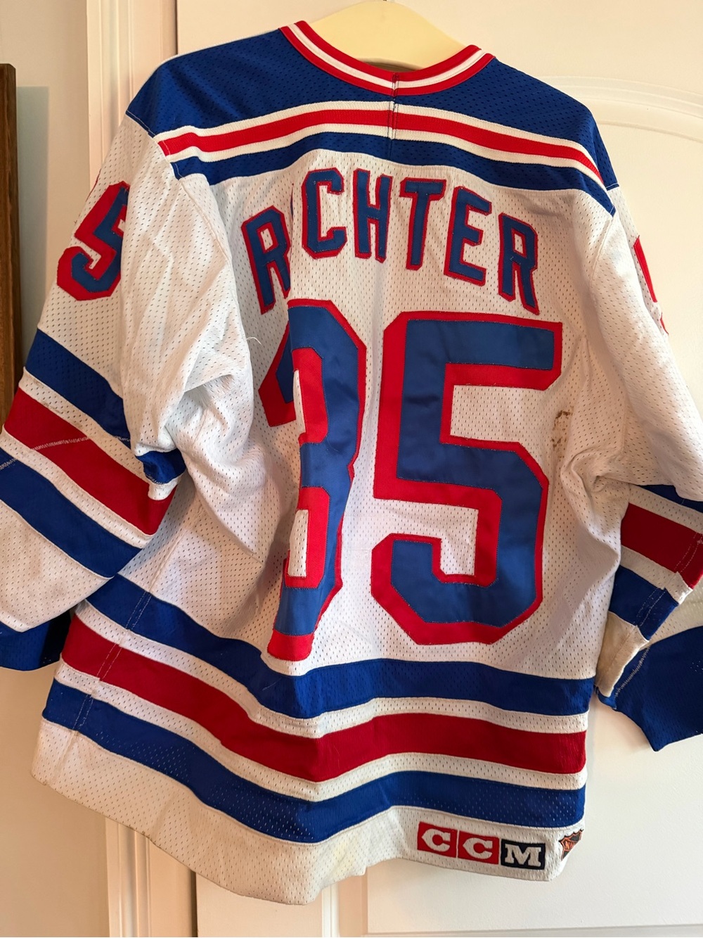 White, Blue & Red Men's Hockey-Style Sweater Mike Richter vintage jersey - Picture 6 of 9